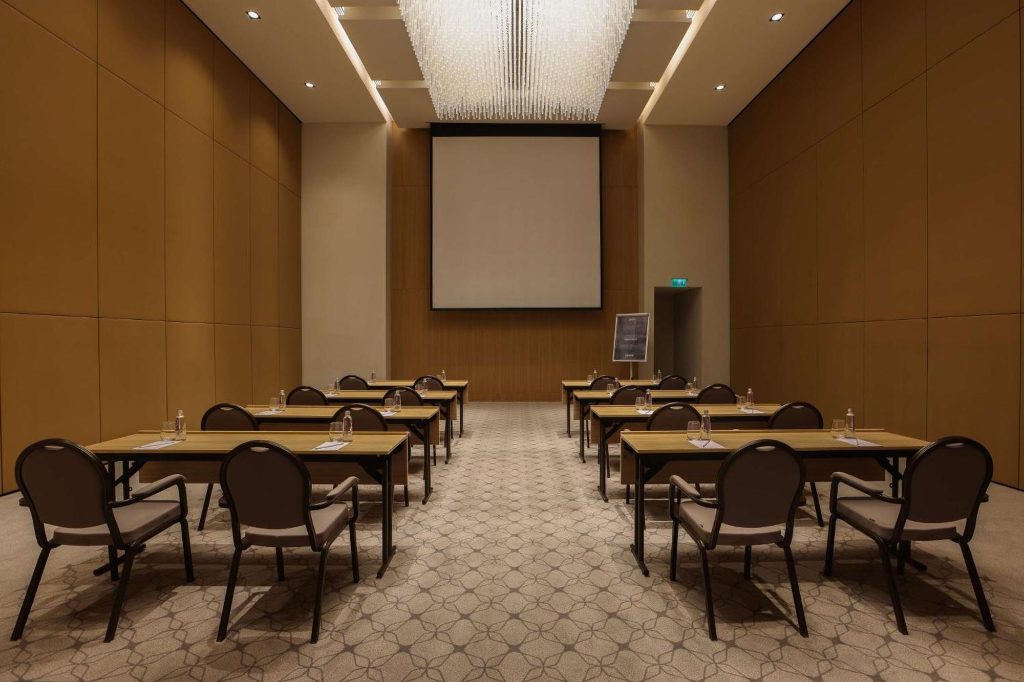 Radisson Hotel & Residence Riyadh Olaya Riade Exterior foto